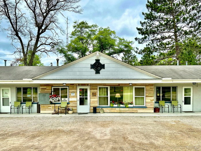 9 Oaks Inn (Pine Aire Motel) - From Real Estate Listing